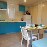 펜션 Tiny House Dora